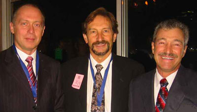  Richard Machool M.D. и Robert Osher M.D. 