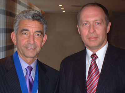  Президент ASCRS Samuel Masket M.D.,Сан-Франциско, 2006г. 